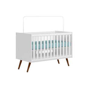 Beleza e praticidade desde os primeiros dias! O Berço Mini Cama Encanto Retrô da Qmovi.